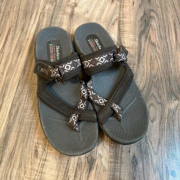 Sketchers size 8 sandals - Picture 1 of 3